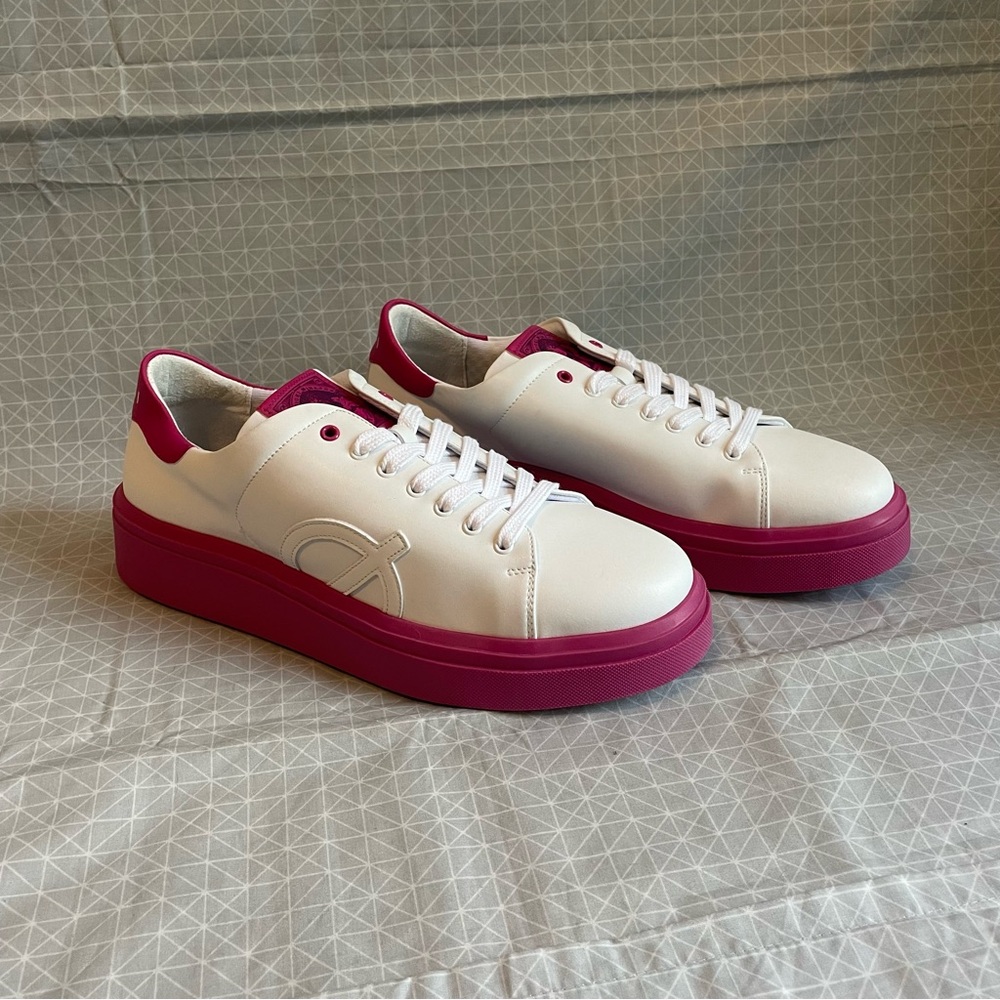 NWOT LOCI Apex x Nicki Minaj The Pink Print Origin Sneakers 42